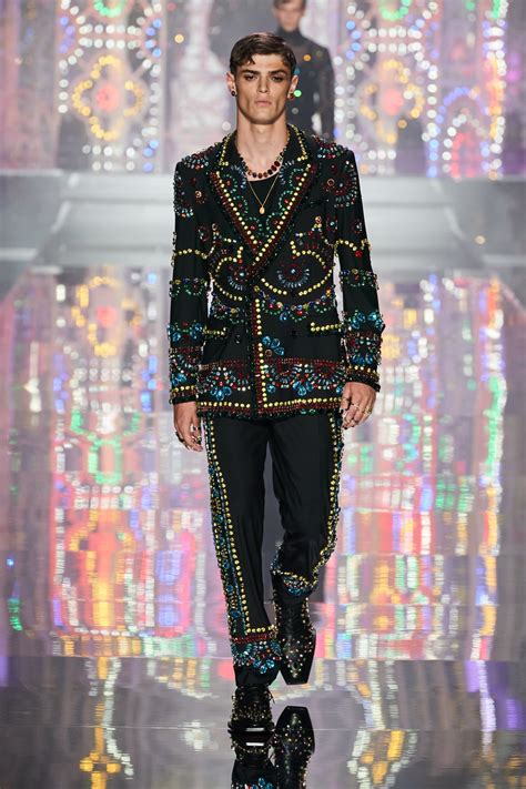 dolce gabbana runway men|dolce and gabbana tracksuit runway.